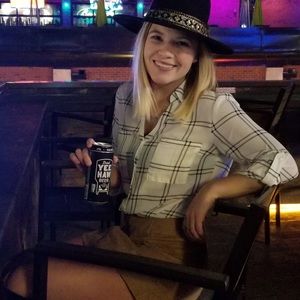 Meet your Posher, Kara